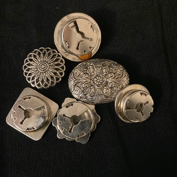 Silver vintage button covers. Set of six. - Picture 3 of 9